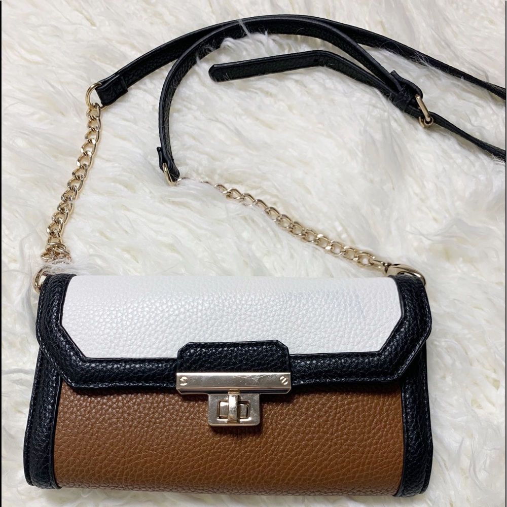 White House Black Market crossbody handbag - Picture 2 of 6